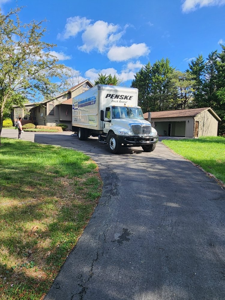 Superior Movers truck ready for a New Orleans residential move
