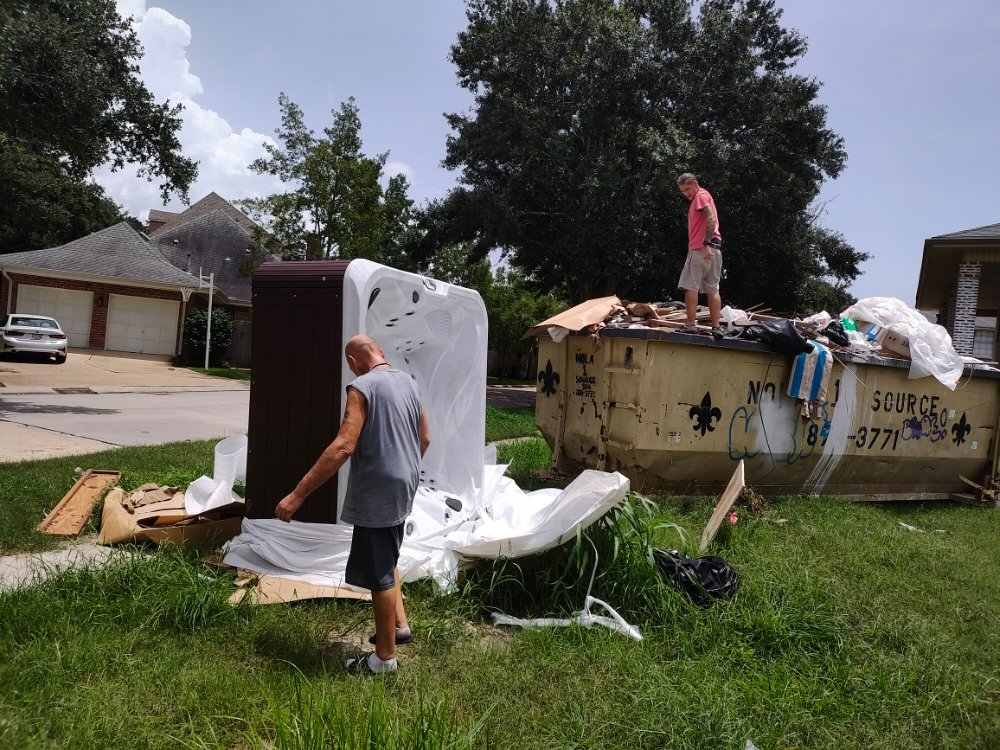 Superior Movers team at work